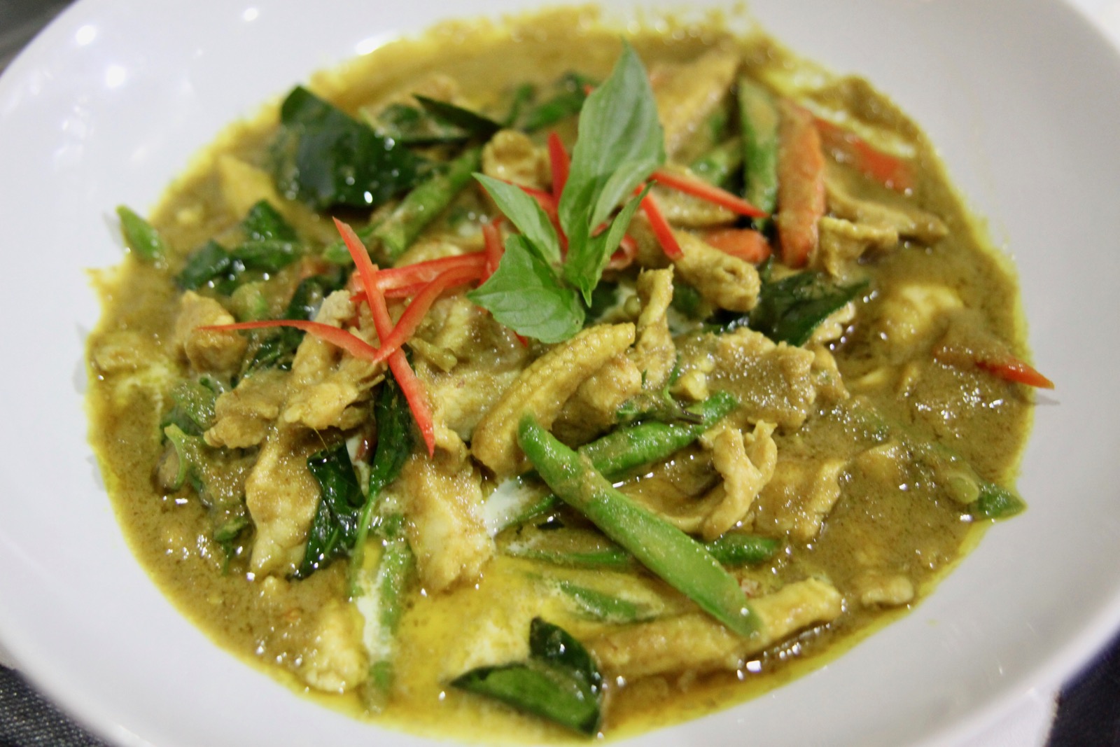 80Green Curry Chicken